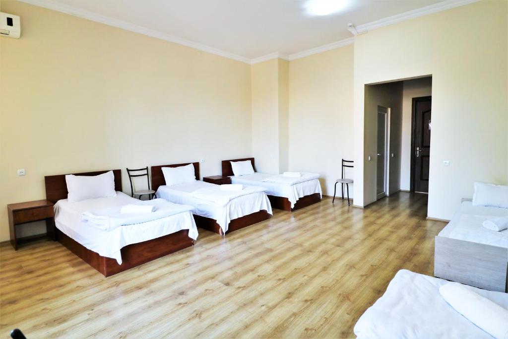 Ortachala Palace room 3